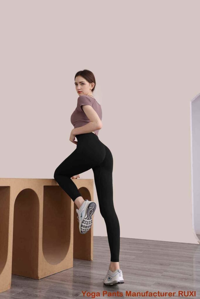 pantaloni scurți atletici fluidi RUXI me2997