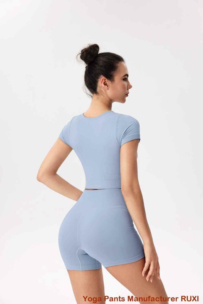 jambiere de gimnastică care îmbunătățesc fundul