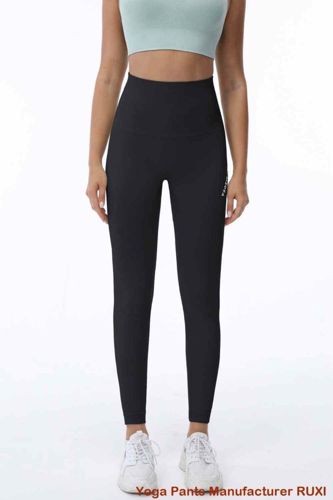 cele mai bune topuri de yoga pentru bust mare