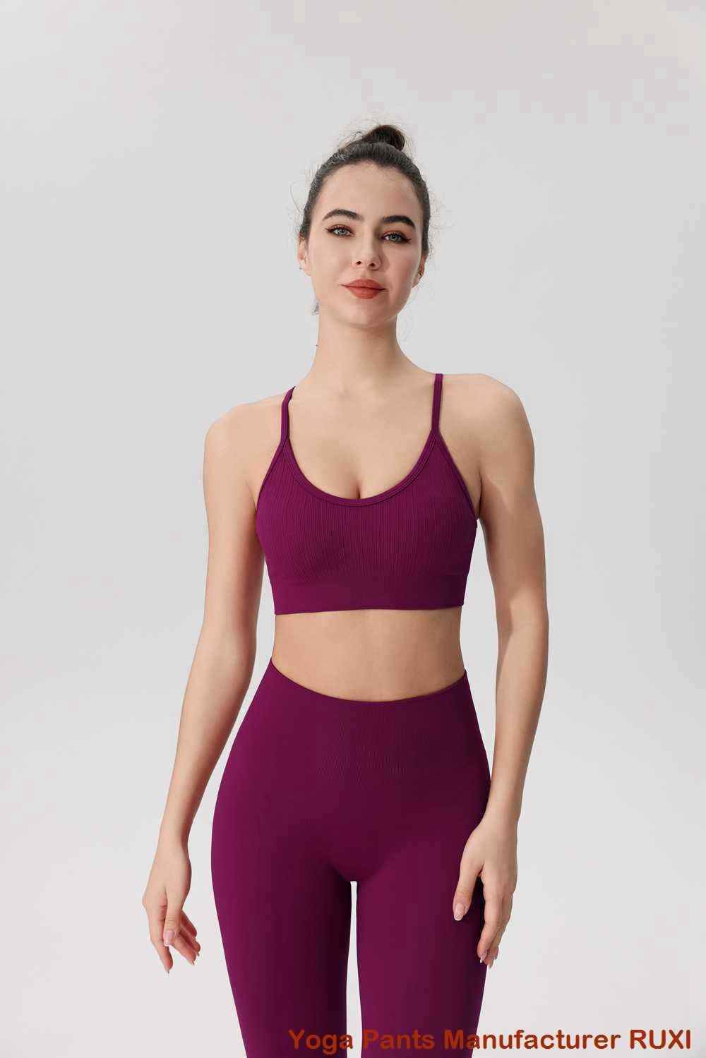 pantaloni scurți de sport cu buzunare cu fermoar