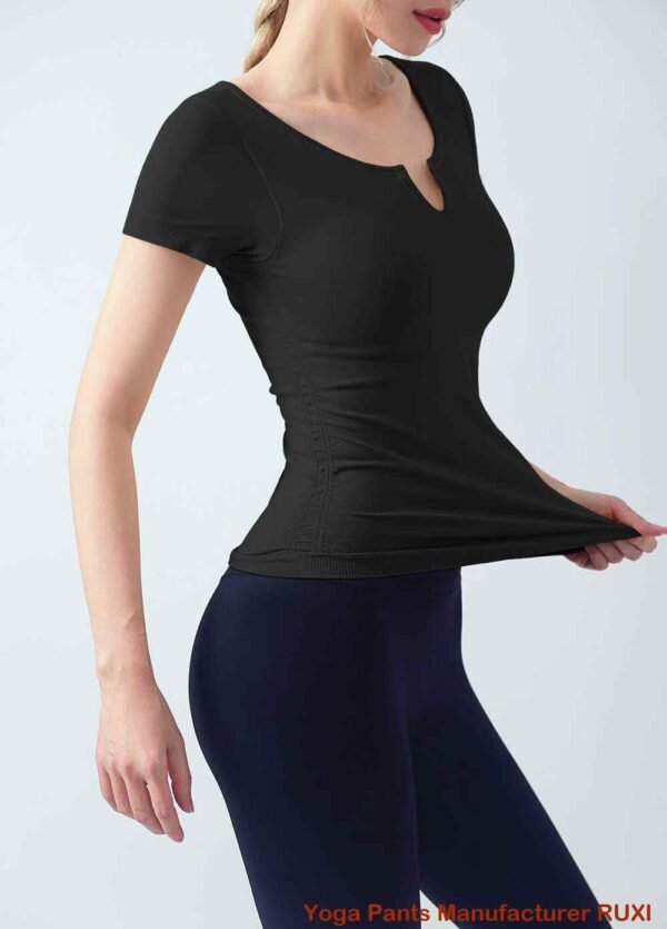 cel mai bun sutien sport care separă sânii RUXI